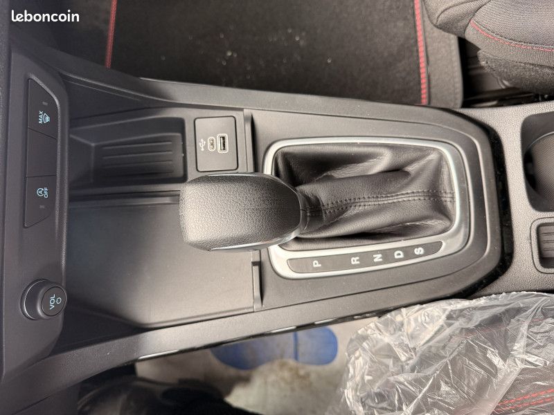 Ford PUMA 1.0 ECOBOOST HYBRID 125CH ST-LINE S&S POWERSHIFT (image 12)