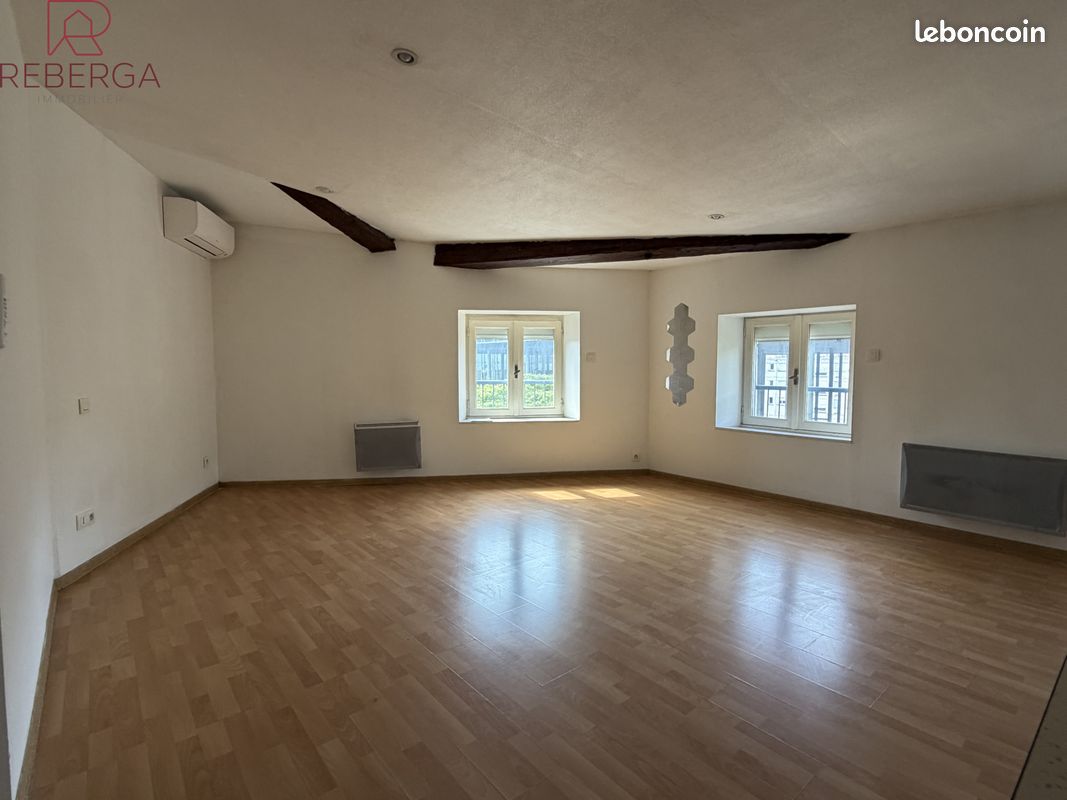 Appartement 1 pièce 44 m² · à Mazamet · 44 m² · 380 €
