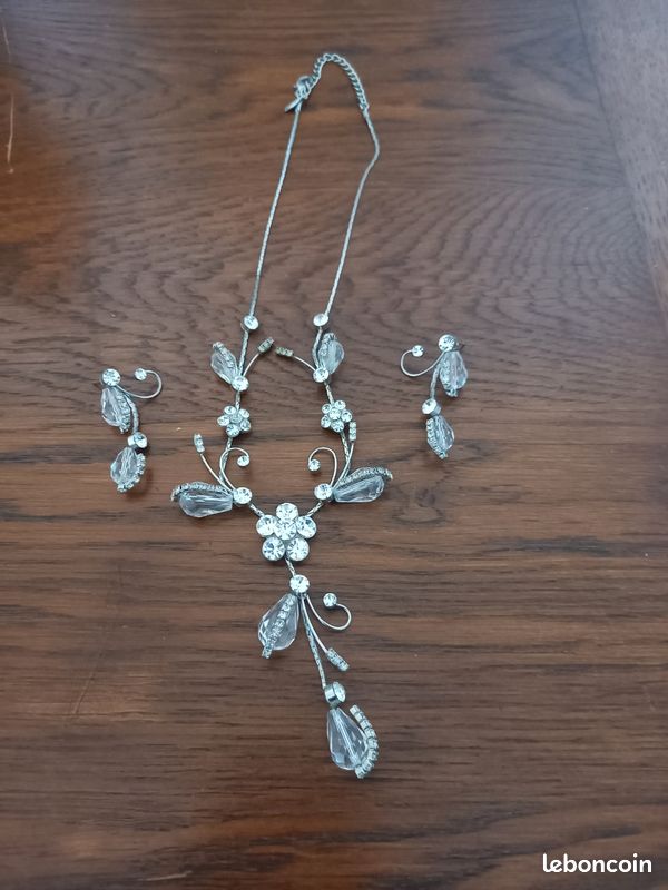Parure vntage coller et boucles d'orelles | Etsy bjoux, Bjoux, Parure