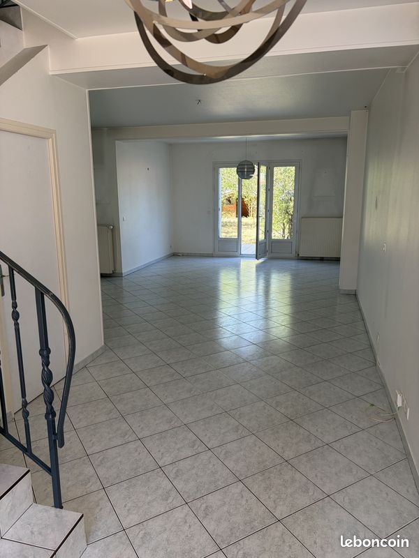 Maison 7 pièces 168 m² · à Saint-Maur-des-Fossés · 168 m² · 2 996 €