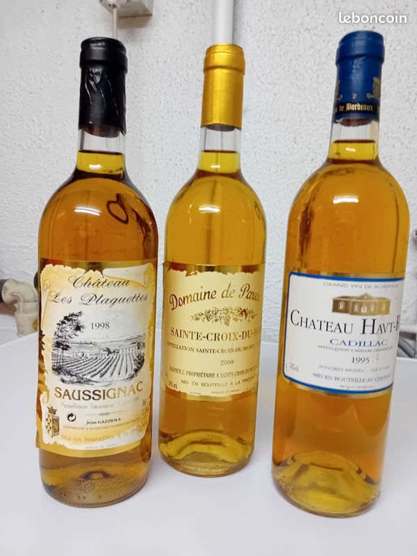 Je vends 6 Sainte Croix du mont domaine Paranteau année 2000, 5 Saussignac,château les Plaquettes année 1998, 3 Cadillac château Haut roc, année 1995, conservés en cave, pas de livraison (image 1)