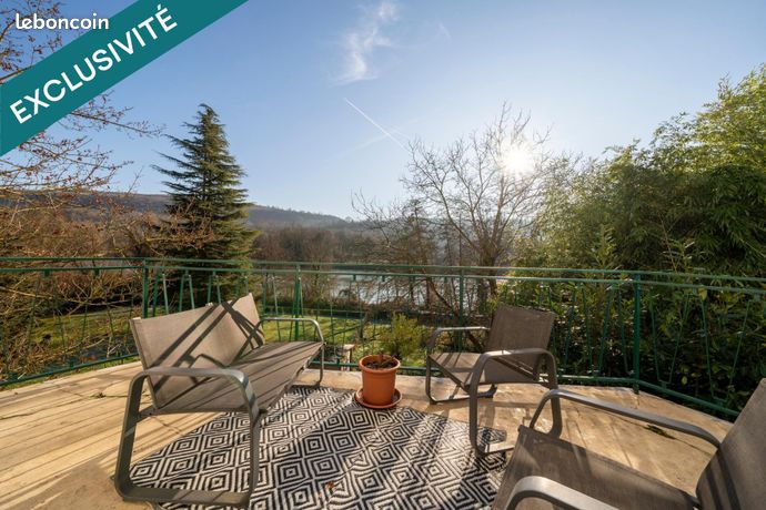 Propriété 8 pièces 147 m²