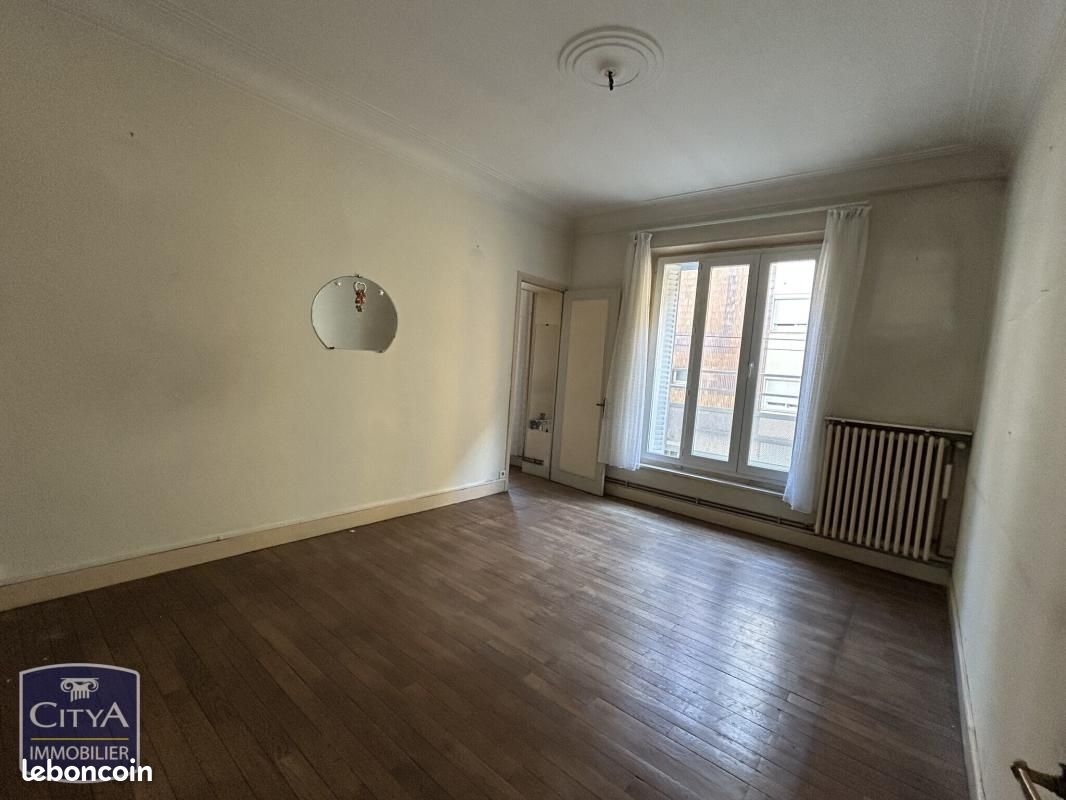 Appartement 3 pièces 77 m² · à Fontaine · 77 m² · 95 000 €