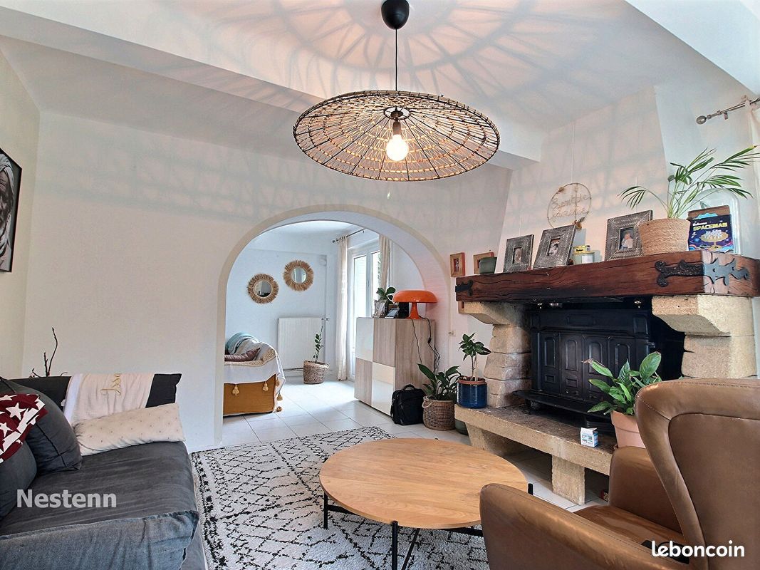 Maison 6 pièces 170 m² · à Sauveterre · 170 m² · 546 000 €