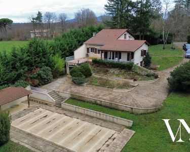 Maison 650 000 € - 245 m²