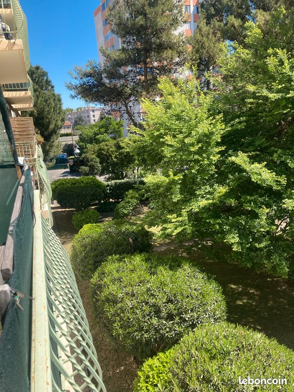 Appartement a louer avignon - 5 pièce(s) - 70 m2 - Surfyn