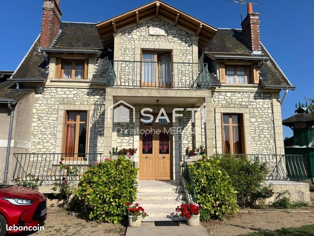 Propriété 8 pièces 121 m²