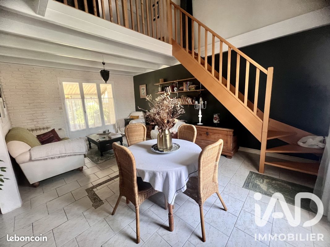 Maison 4 pièces 122 m² · à Saint-Christophe · 122 m² · 210 000 €