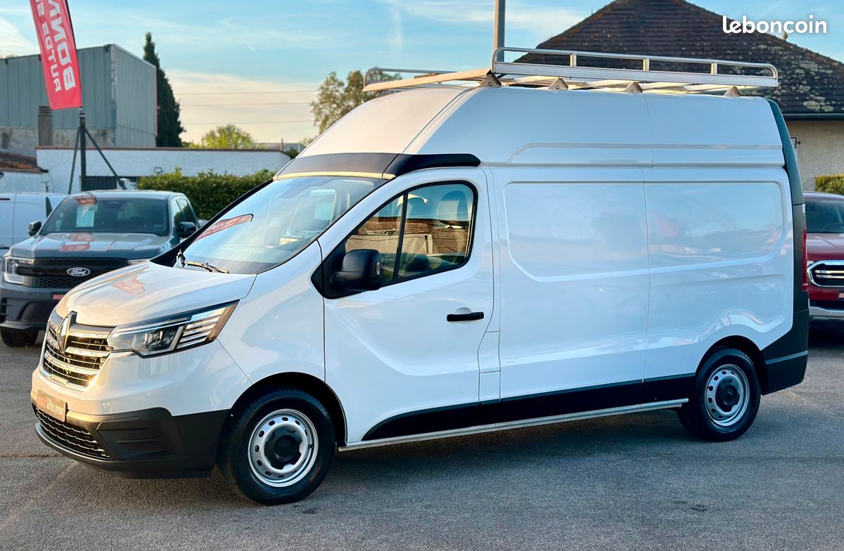 Renault Trafic L2 H2 2,0 BLUEDCI 150CV PACK GRAND CONFORT GPS APPLE CARPLAY + CLIMATISATION + LED + RADARS AR + GALERIE (image 1)