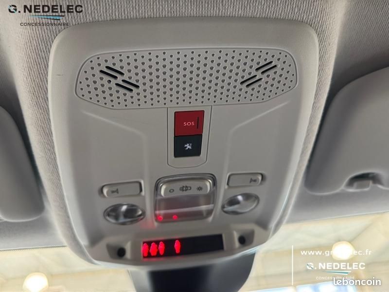 Peugeot 208 e-208 136ch Style (image 20)