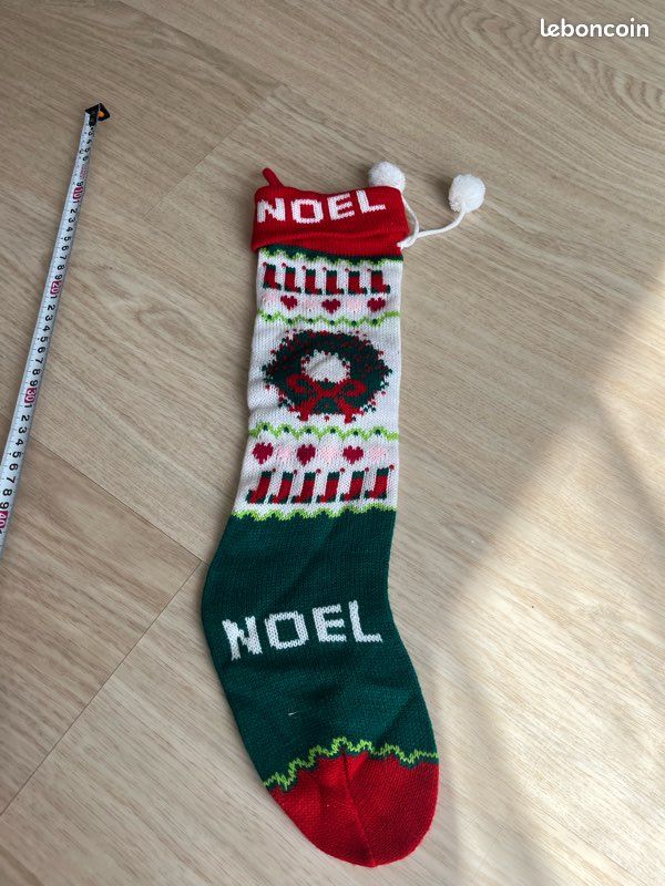 Chaussette décorative de Noel vintage laine. Rouge, vert, blanc. Grelot et pompons. Neuf (image 6)