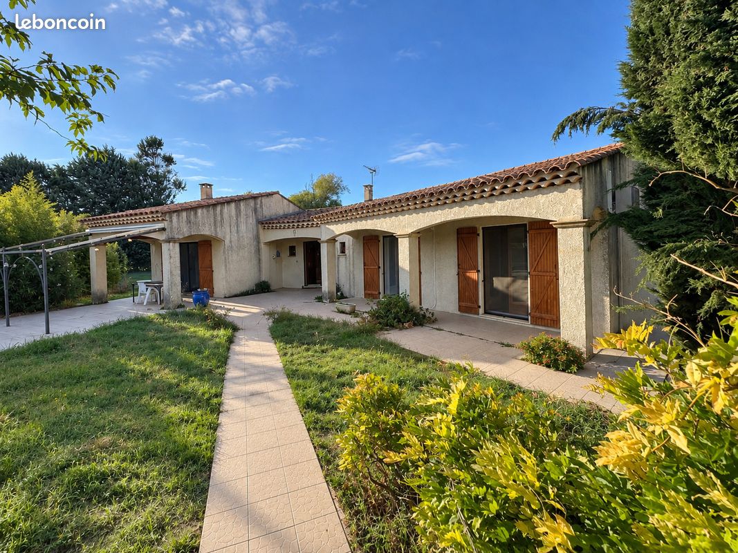 Maison 4 pièces 133 m² · à Aix-en-Provence · 133 m² · 1 900 €/mois