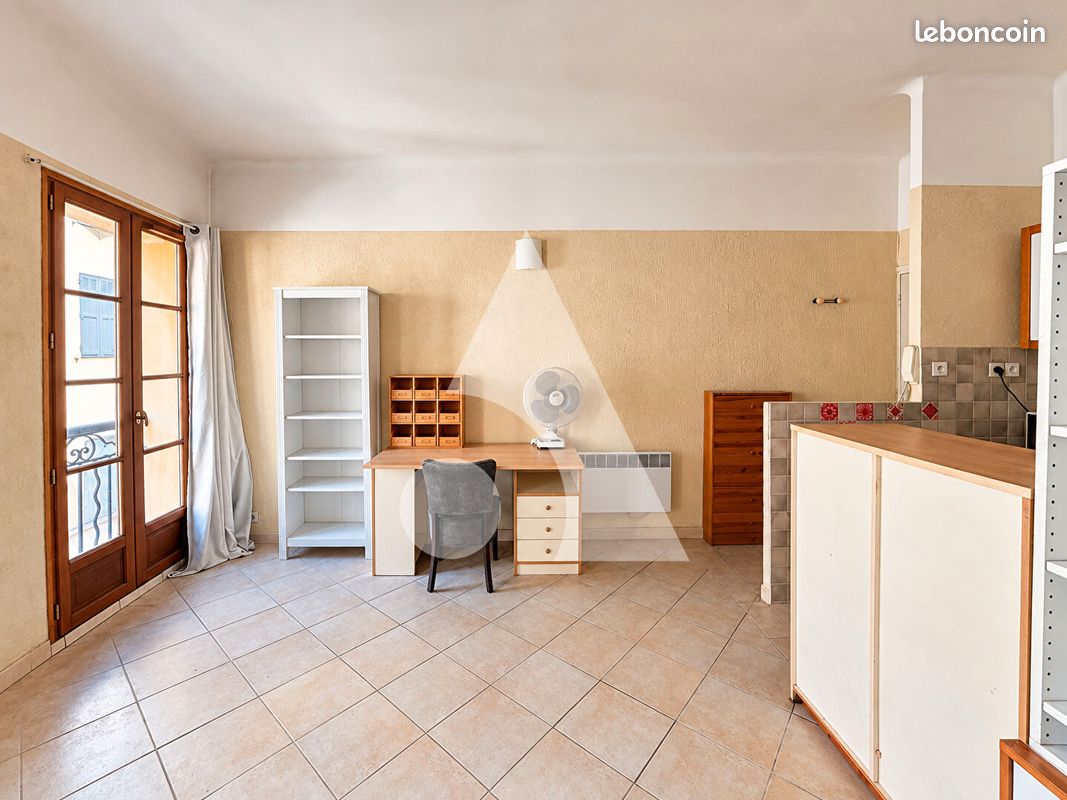 Appartement 1 pièce 21 m² · à Aix-en-Provence · 21 m² · 153 000 €