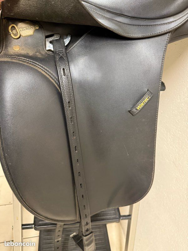 Selle De Dressage Wintec 500 – 17,5 Pouces – Occasion En Excellent état