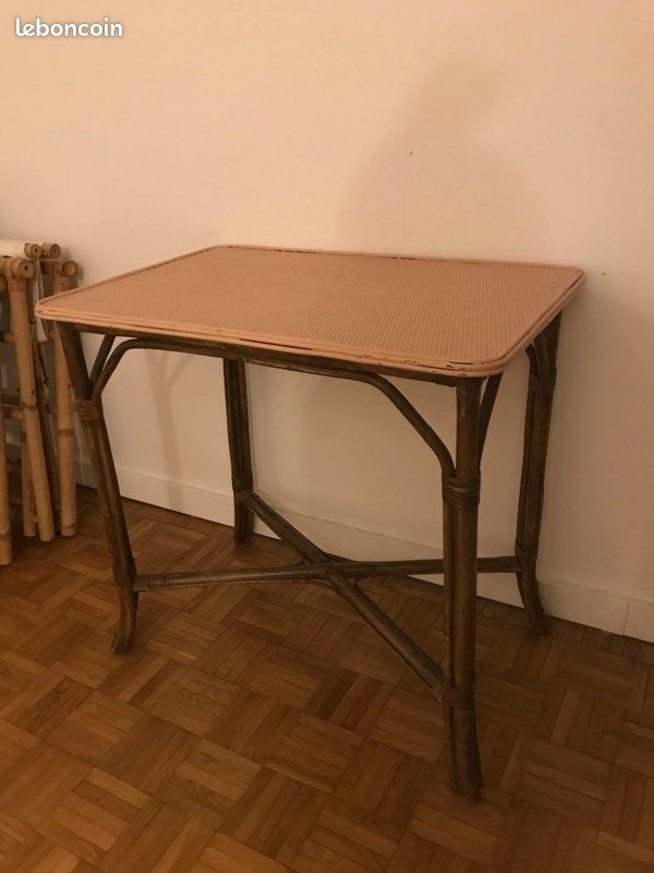 Petite table rotin (image 1)