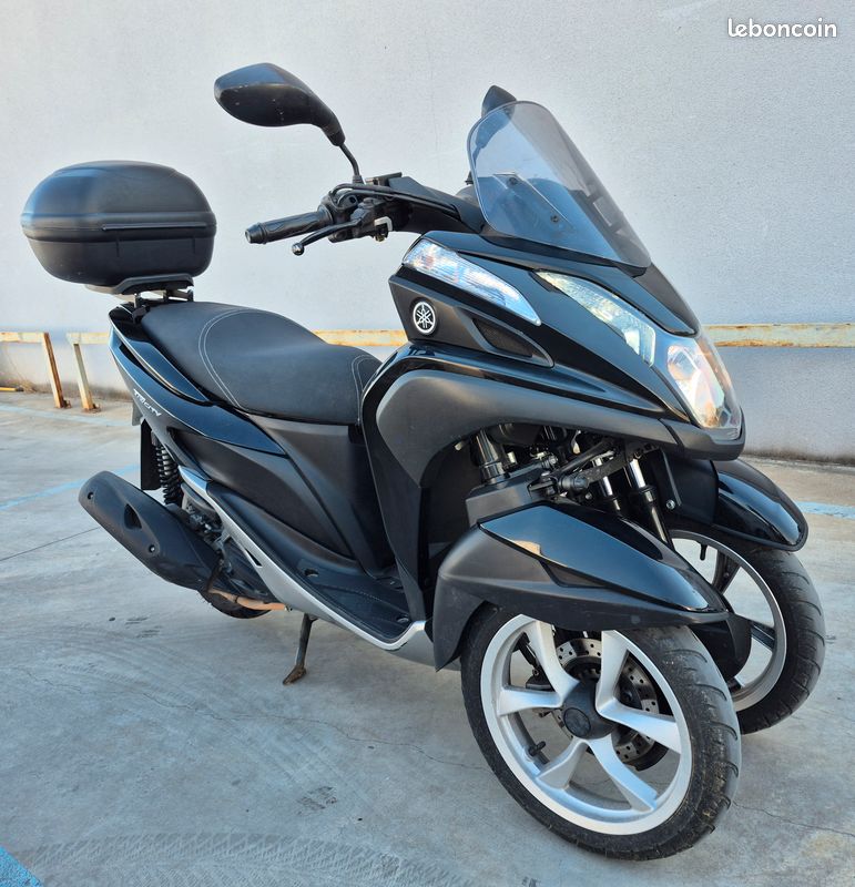 SCOOTER YAMAHA TRICITY 125cm3 3 ROUES - 25924 Kms - CT Ok (image 1)
