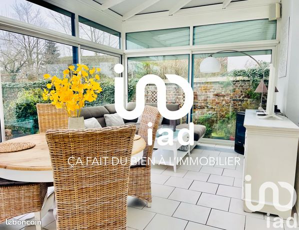 Maison 7 pièces 210 m²