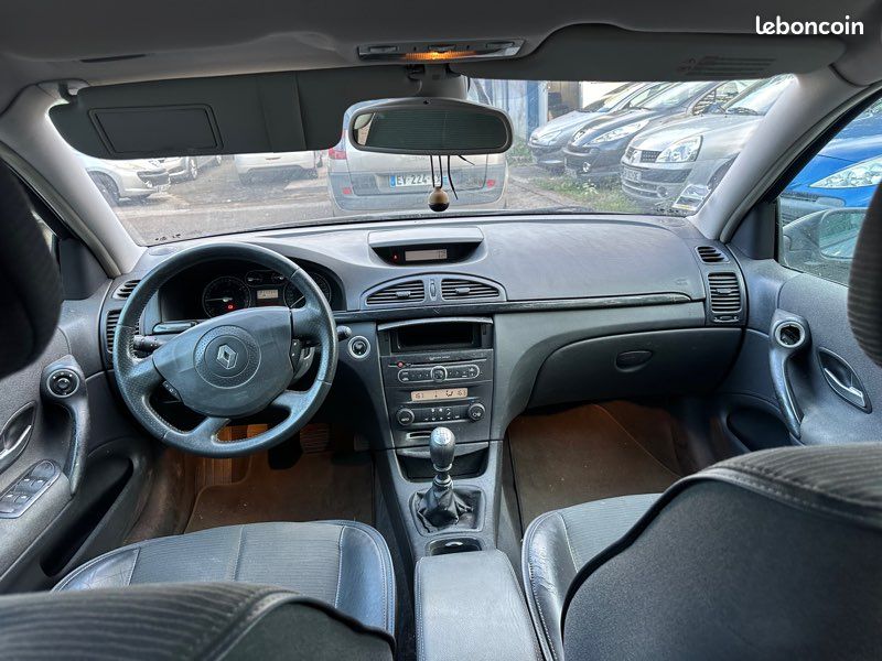 RENAULT LAGUNA 1.9 Dci 125cv (image 4)