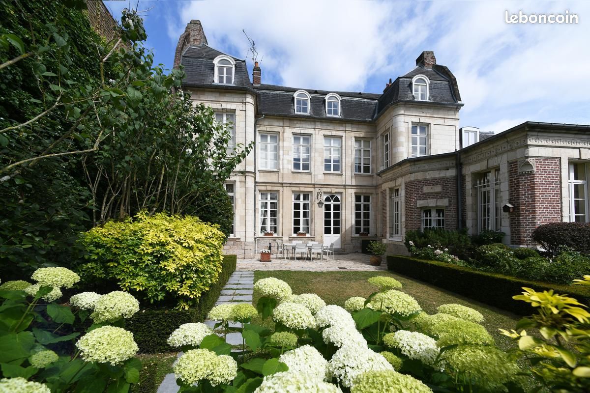 Maison 7 pièces 260 m² · à Arras · 260 m² · 850 000 €