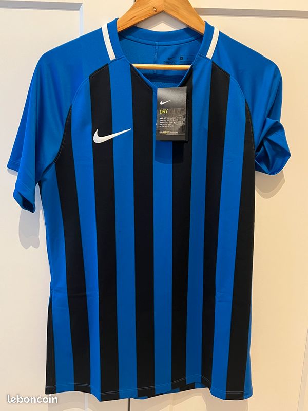 Histoire des Maillots US Catanzaro - Football Kit Archive Histoire des Maillots US Catanzaro - Football Kit Archive