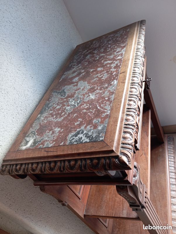 Console (image 2)