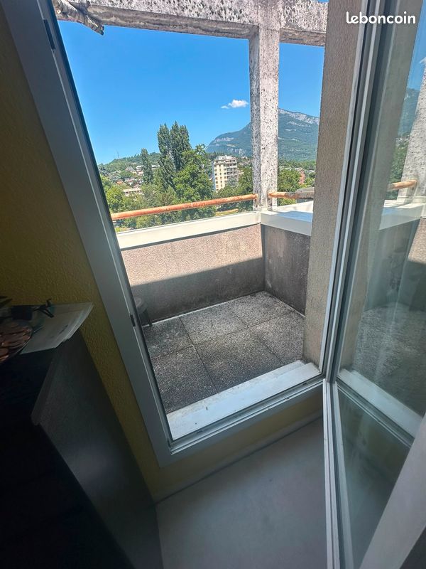 Appartement 1 pièce 14 m² · à Chambéry · 14,3 m² · 67 000 €