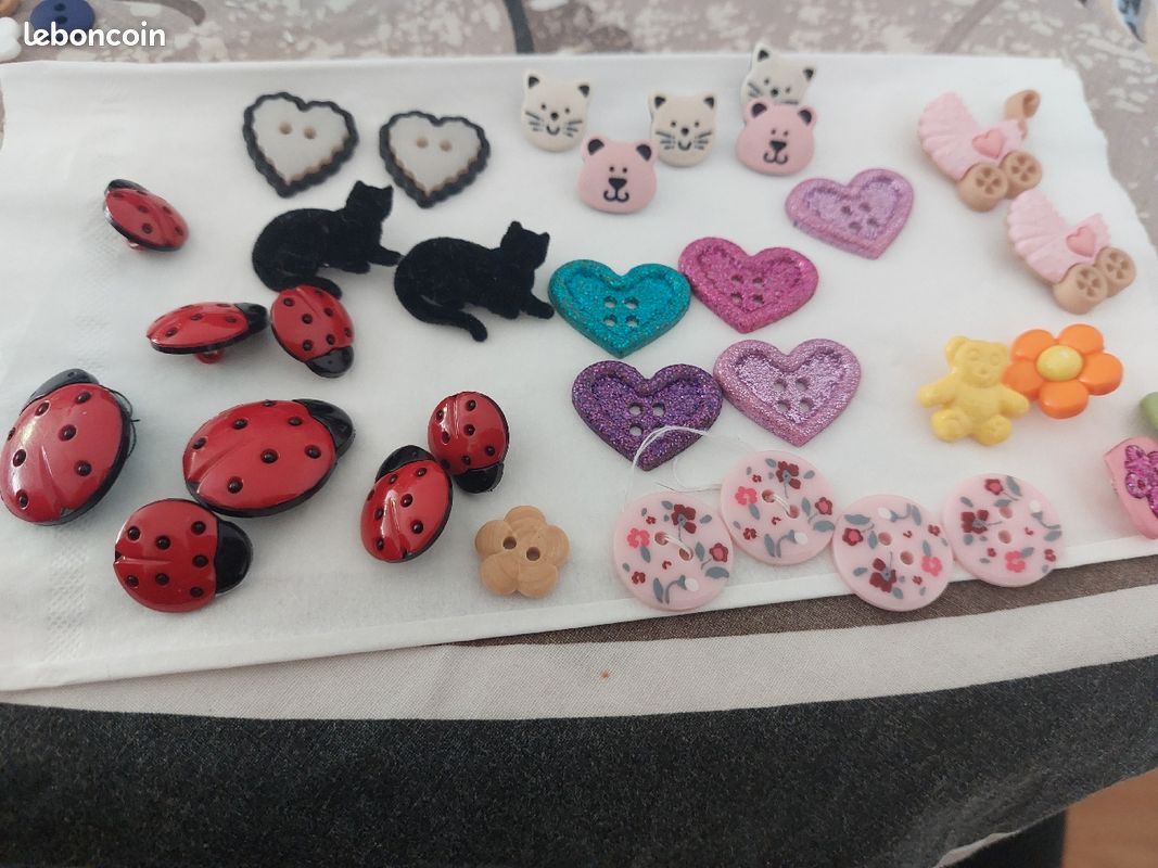Lot boutons enfants (image 2)
