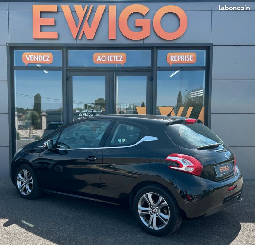 PEUGEOT 208 GENERATION-I 1.6 VTI 120 Ch ALLURE (image 3)