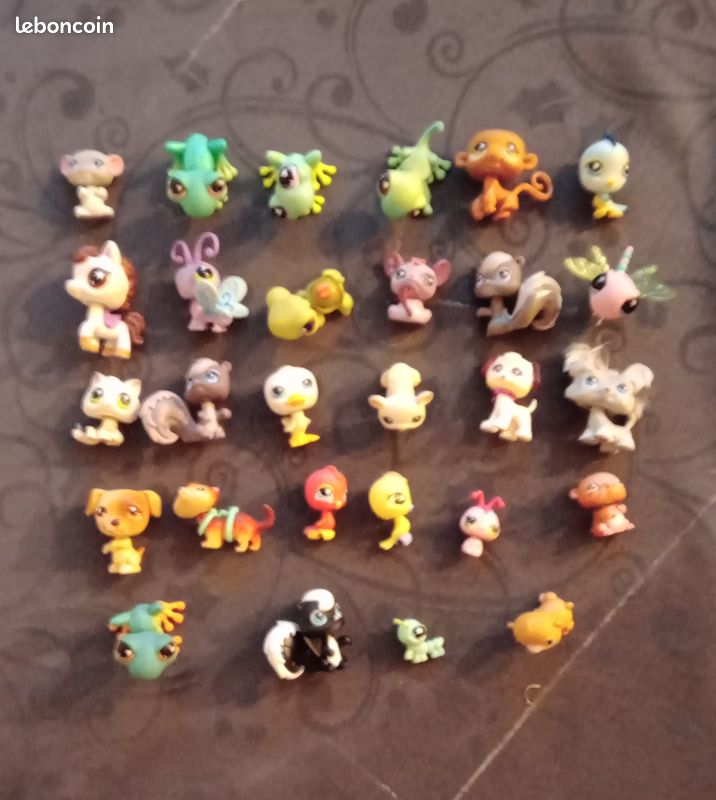 Lot de 88 figurines - Collection