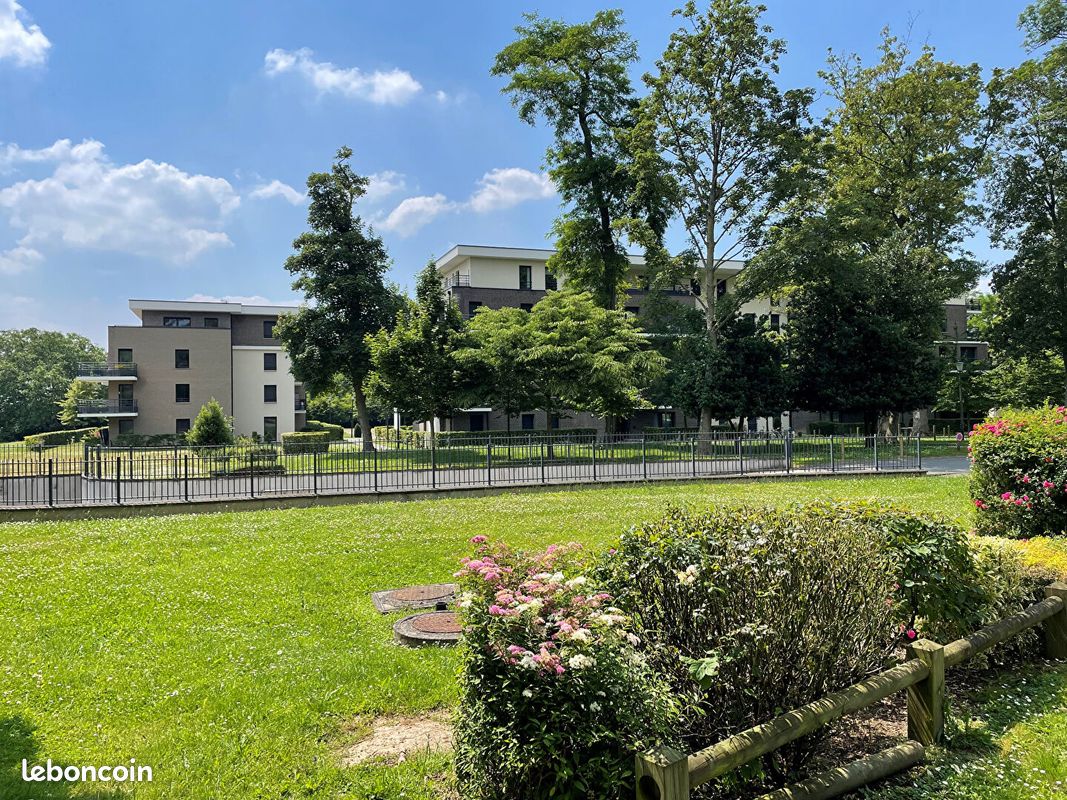 Parking/box WATTIGNIES · 50 €/mois