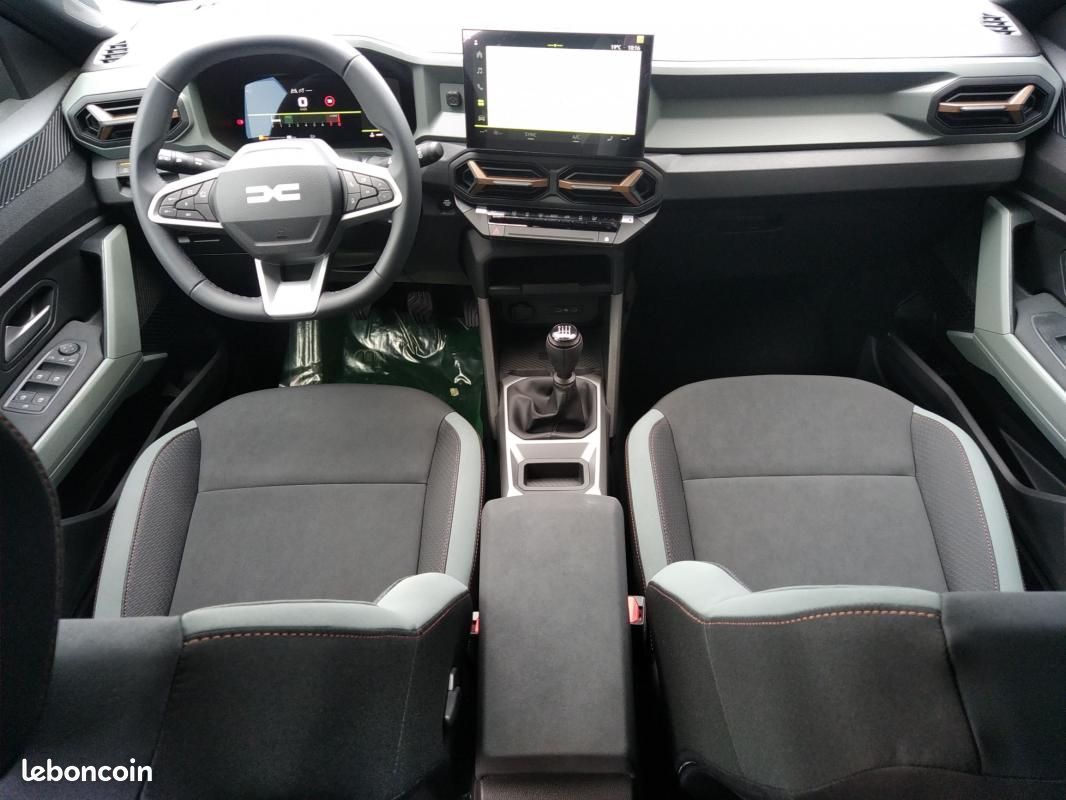 Dacia bigster EXTREME Mild Hybrid TCE 140ch BVM (image 5)