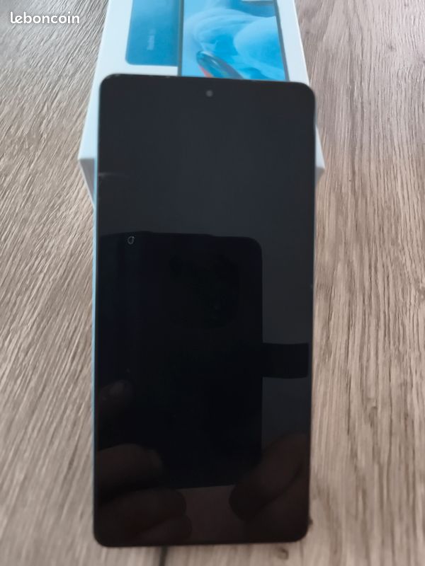 Téléphone pour pièces (image 2)