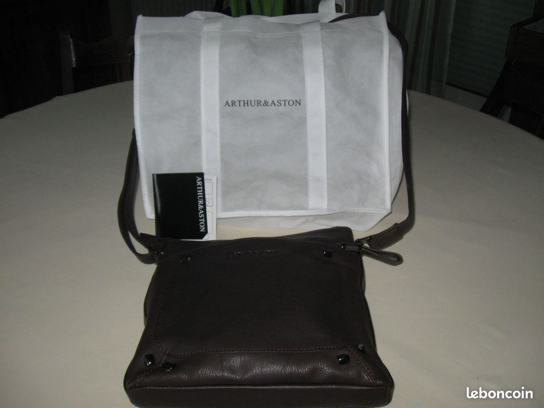 Sac à main Arthur et Asthon neuf - idée cadeau (image 3)
