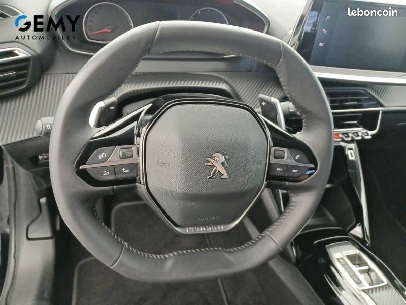 Peugeot 208 PureTech 100 S&S EAT8 Style (image 13)