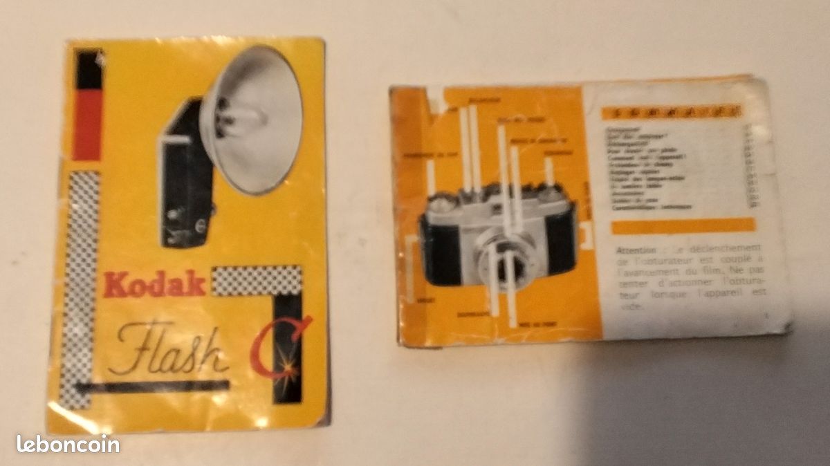 Appareil Photo Vintage Kodak Pony II – Avec étui – Excellent état