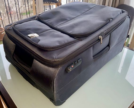 Achat VALISE TISSU CARRY MATE PM SUR ROULETTES occasion - Chenove