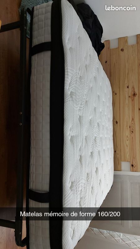 Sommier,matelas et oreiller neuf (image 1)