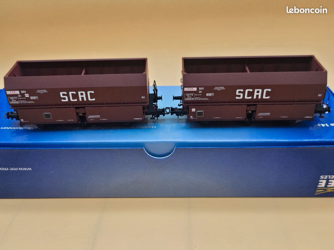 REE Models NW-271: Wagon de fret set 3 pièces. COLAS RAIL nouveau logo SNCF Epoque VI 1:160