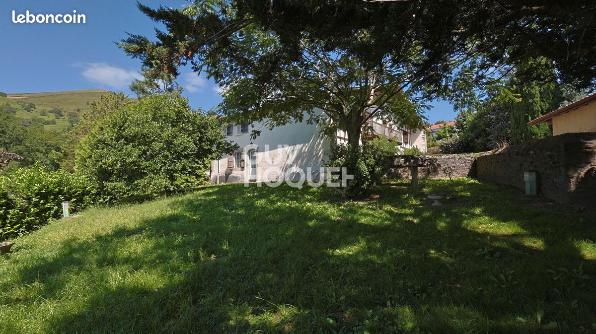 Maison 9 pièces 248 m² - Hélette 64640 (image 2)
