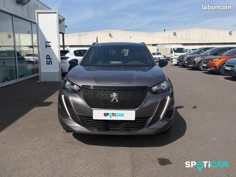 Peugeot 2008 1.2 PureTech 100ch S&S Style (image 23)