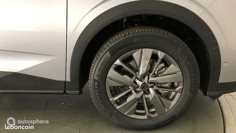 Peugeot 5008 Hybrid 145ch Allure e-DCS6 (image 20)
