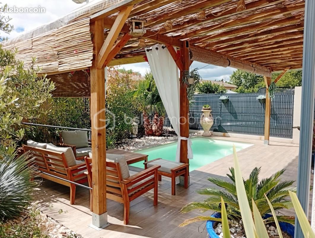 Maison 5 pièces 96 m² · à Margon · 96 m² · 375 000 €