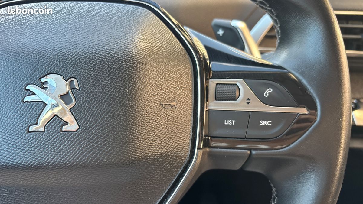 PEUGEOT 3008 1.2 PURETECH 130ch ALLURE EAT6 - Entretien complet * Carplay * Caméra * Grip Control (image 13)