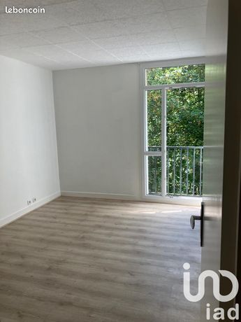 https://img.leboncoin.fr/api/v1/lbcpb1/images/b0/ac/1a/b0ac1ac342f425250c7df0b267c6216caf828d2d.jpg?rule=ad-image