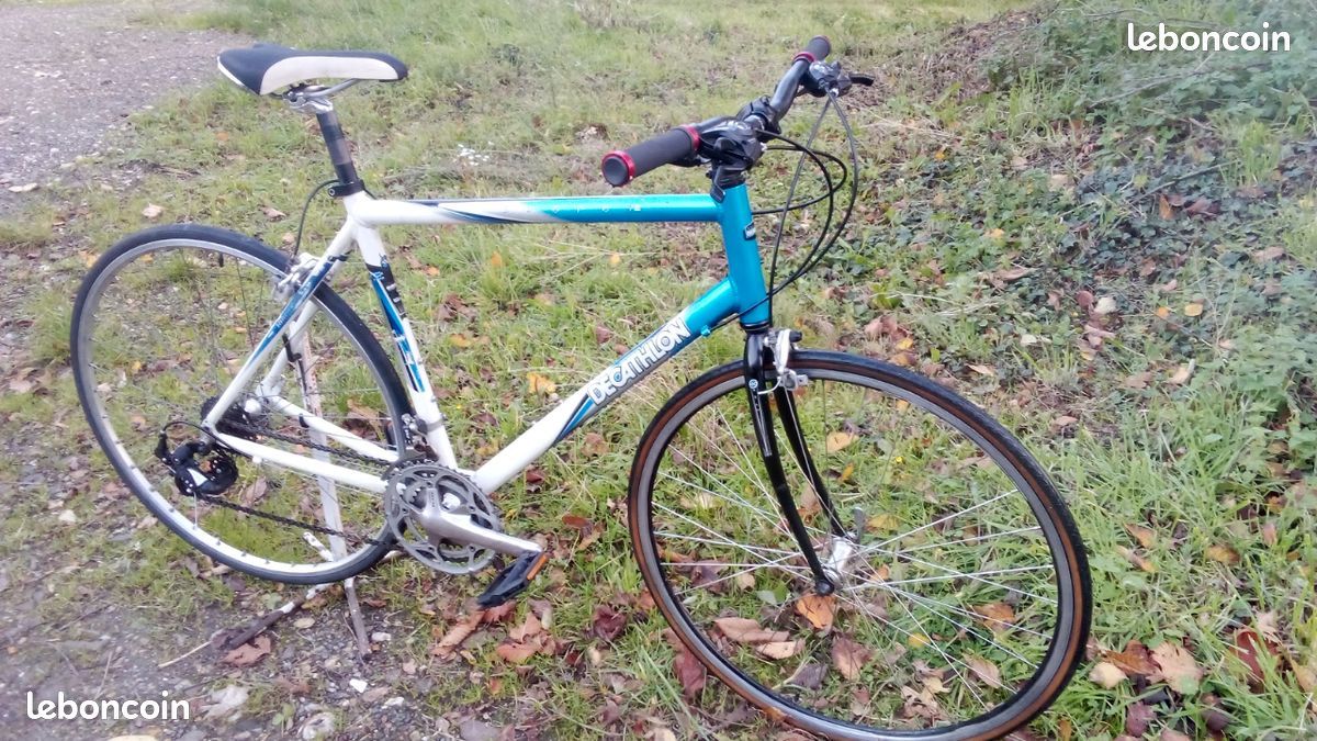 Vélo de loisirs Decathlon Sport 7.2 en aluminium, idéal pour les balades sur route. - Type de vélo : Vélo de loisirs - (image 10)
