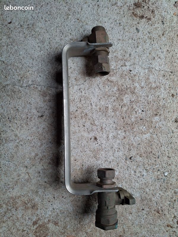 Etrier pour compteur d'eau (image 1)