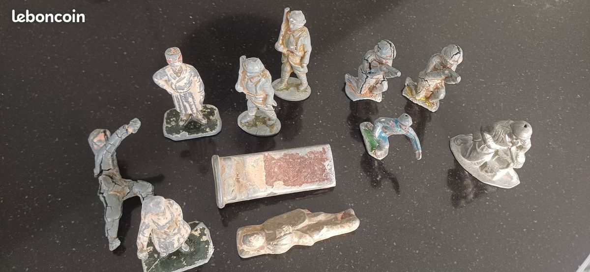 Figurine plomb 54 mm guerrier saxon moyen age peinture a l huile
