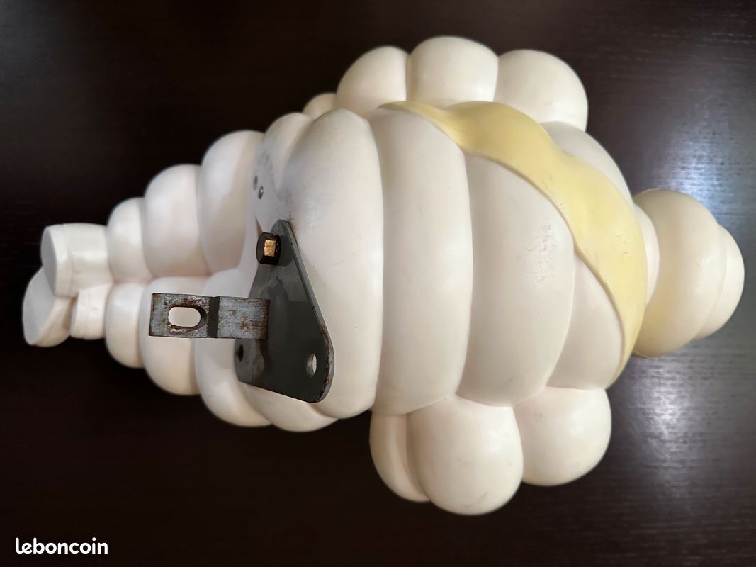 Bonhomme Michelin "Bibendum" (image 8)