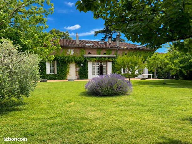 Maison 7 pièces 205 m²