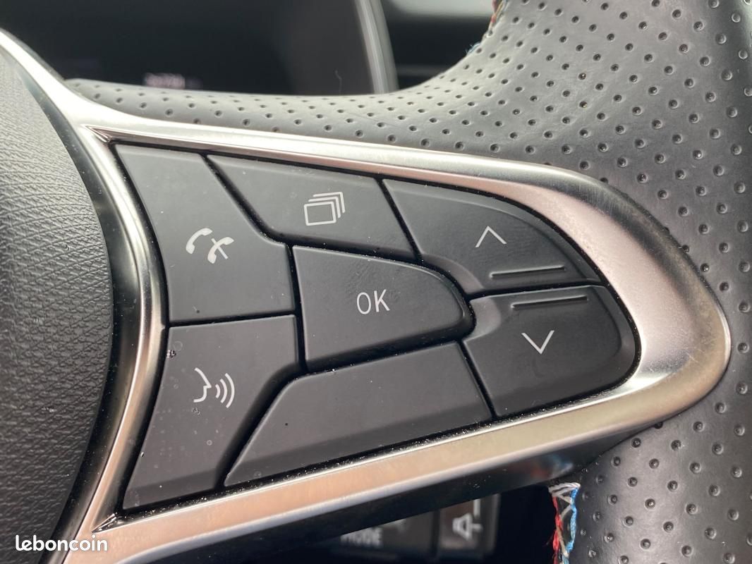 Renault Clio 5 ESPRIT ALPINE HYBRIDE E TECH 145 - CARPLAY/CAMERA/ DETECTEUR ANGLES MORTS/ CHARGEU... (image 15)